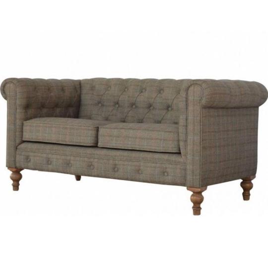 cottage chesterfield angolos videki country mediterran provence tuzott kanape szofa karpitos kanape tervezes gyartas balaton nyaralo nappali ulogarnitura klasszikus elegans luxus fotel szovet.JPG